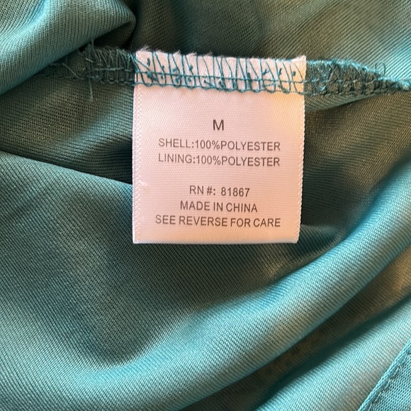 Colorful, fun dress - Picture 7 of 9